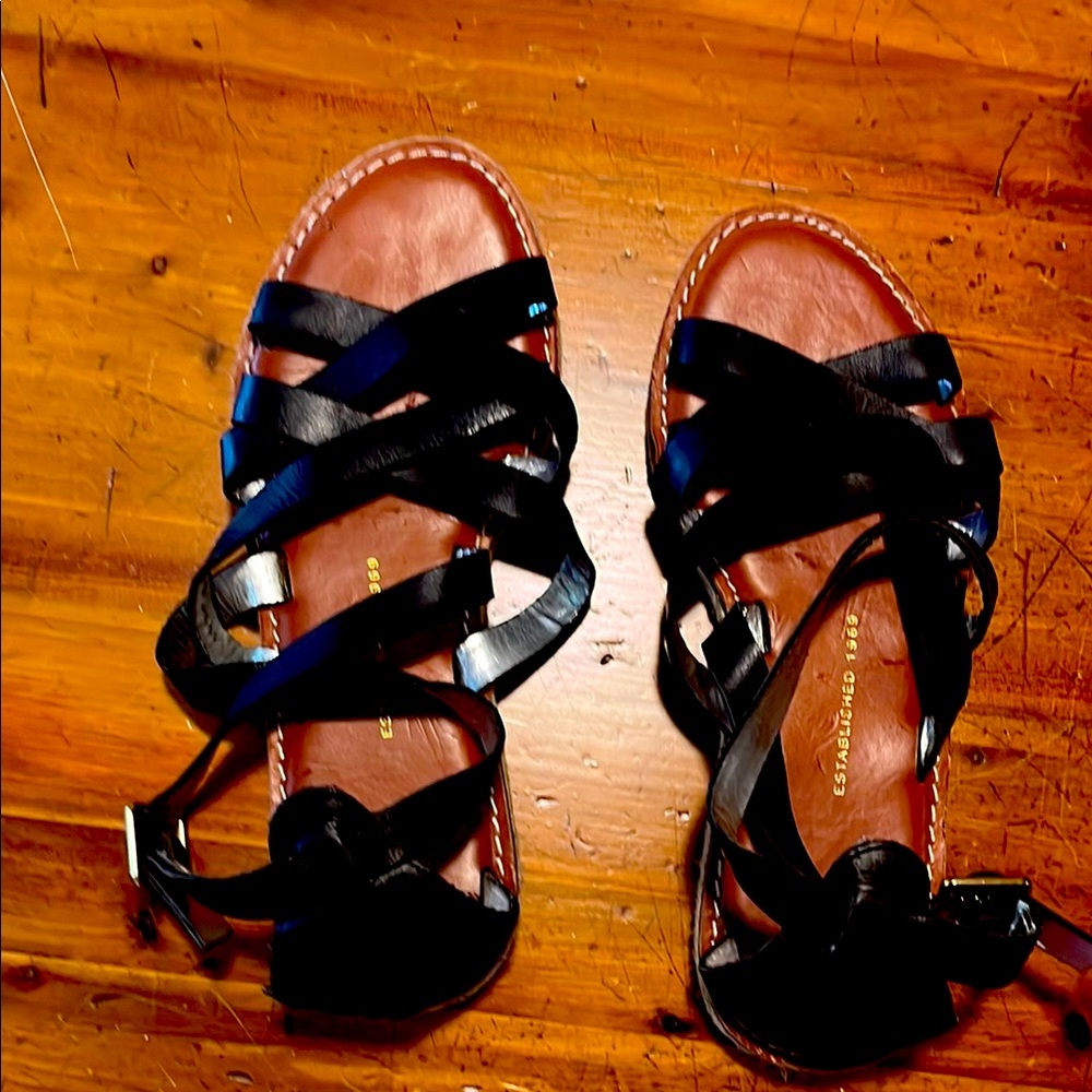 GAP Black Strappy Sandals with Intricate Design